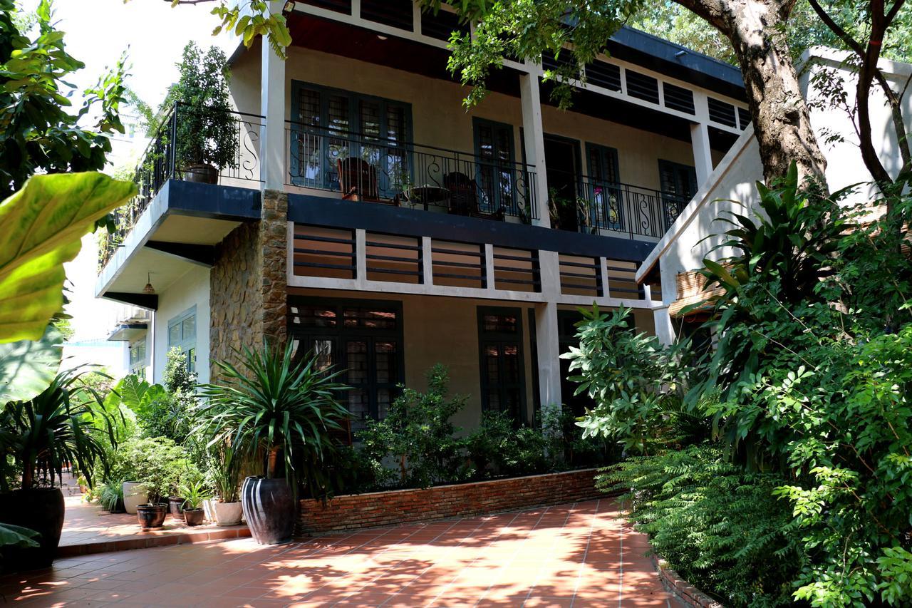 Corner9 Bassac Boutique Hotel Phnom Penh Bagian luar foto