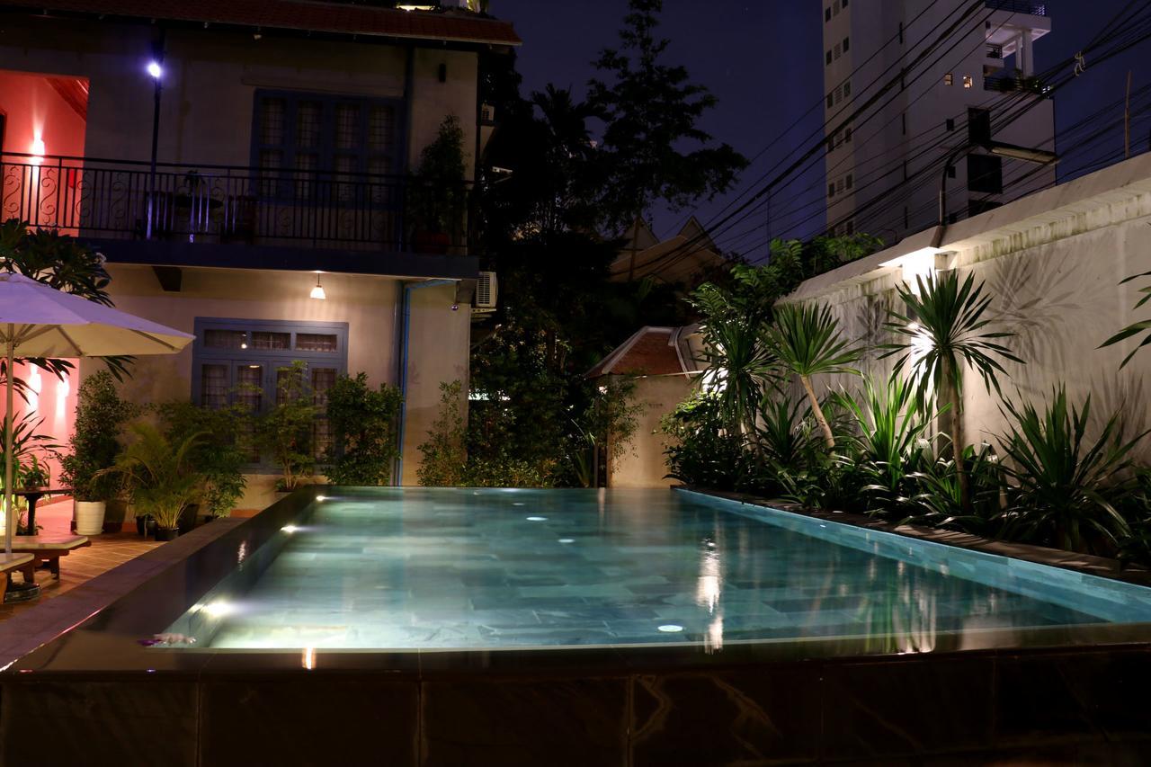 Corner9 Bassac Boutique Hotel Phnom Penh Bagian luar foto