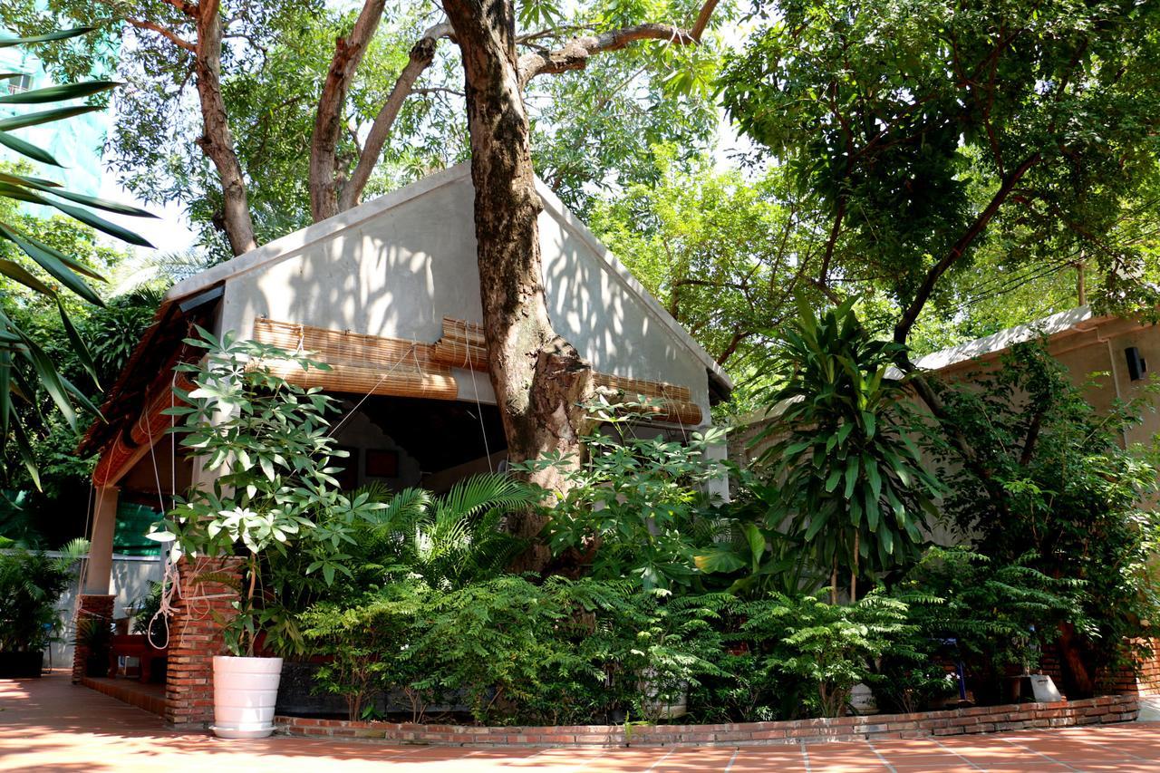 Corner9 Bassac Boutique Hotel Phnom Penh Bagian luar foto