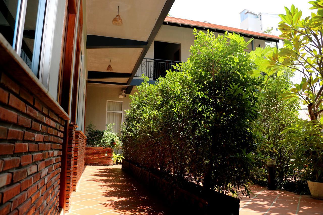 Corner9 Bassac Boutique Hotel Phnom Penh Bagian luar foto