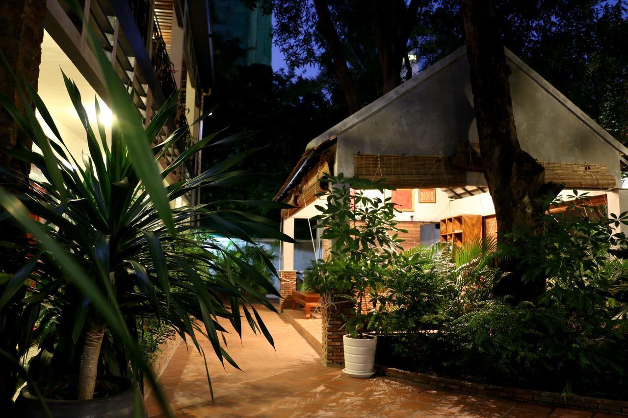 Corner9 Bassac Boutique Hotel Phnom Penh Bagian luar foto