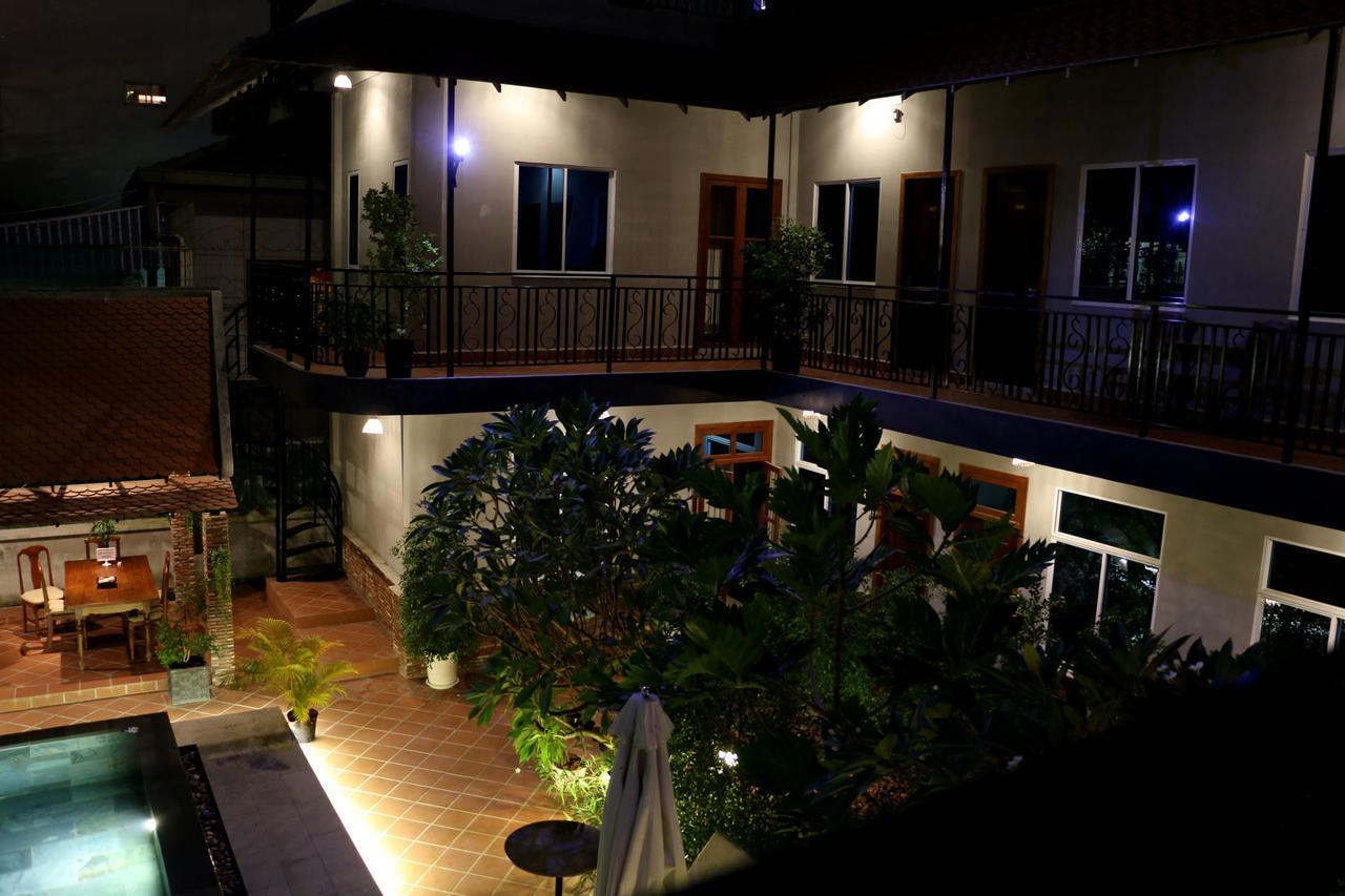 Corner9 Bassac Boutique Hotel Phnom Penh Bagian luar foto