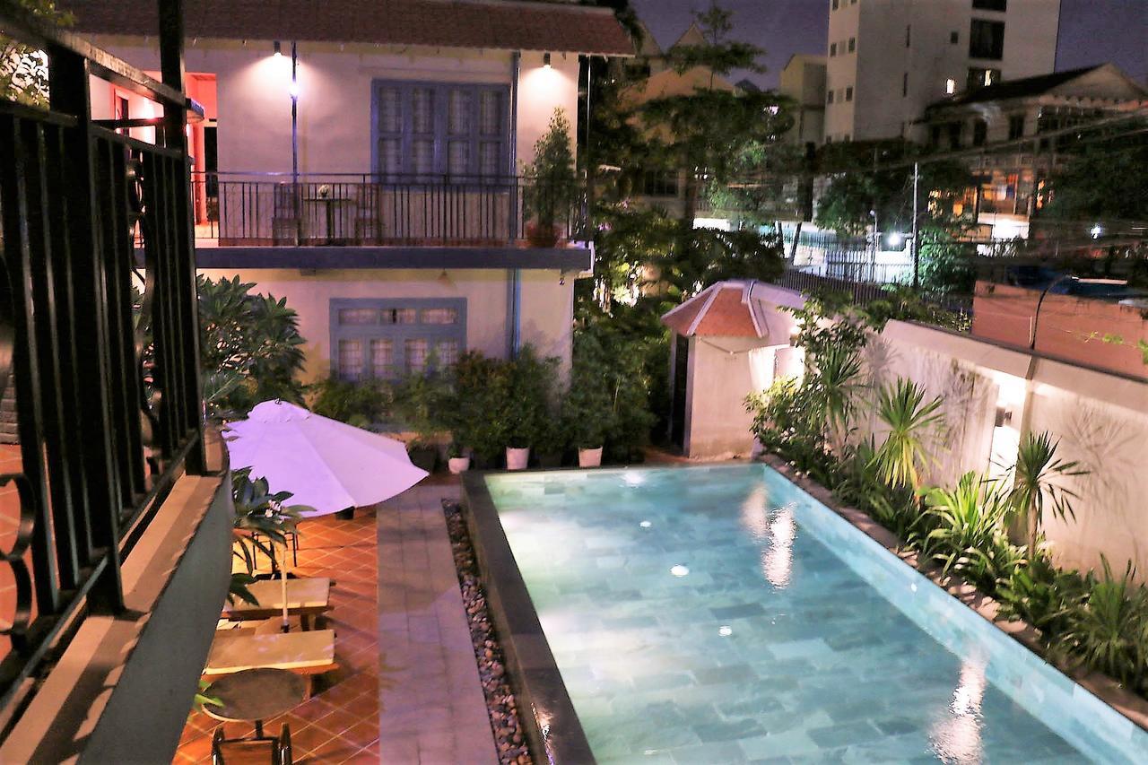 Corner9 Bassac Boutique Hotel Phnom Penh Bagian luar foto